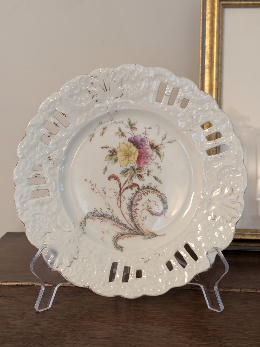 Quiet Luxury Pierced Reticulated Floral Porcelain Plate Gold Trim 8"